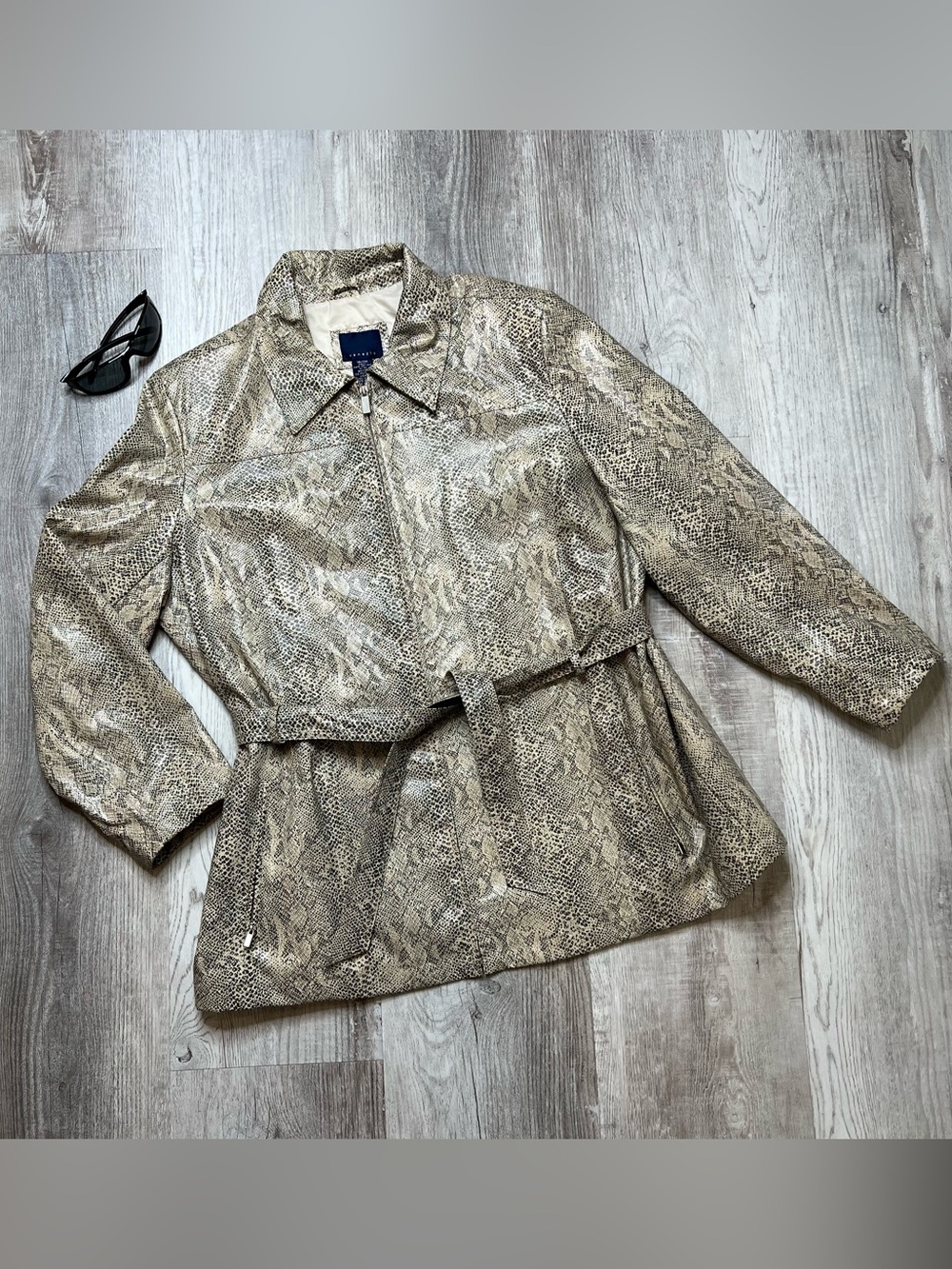 Lane Bryant Venezia Snakeskin Lined Raincoat Womens size 18/20 Vintage